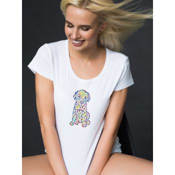 Damski t-shirt Psioszulka - koszulka z ciekawym surrealistycznym wzorem siedzącego szczeniaka